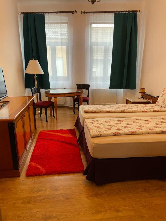 Pensiunea Mimi Mediaş Extérieur photo