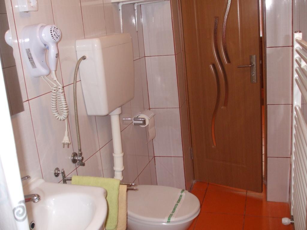 Pensiunea Mimi Mediaş Extérieur photo